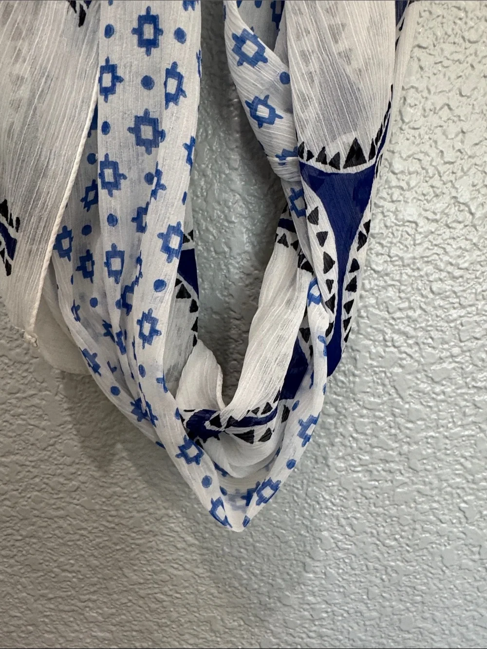 Old Navy soft infinity